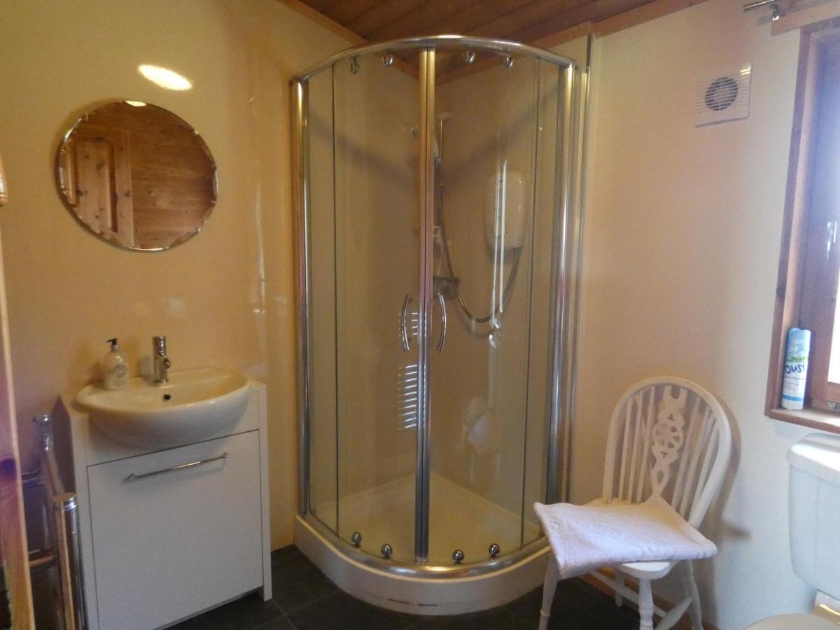 Chestnut Lodge Pilling Экстерьер фото
