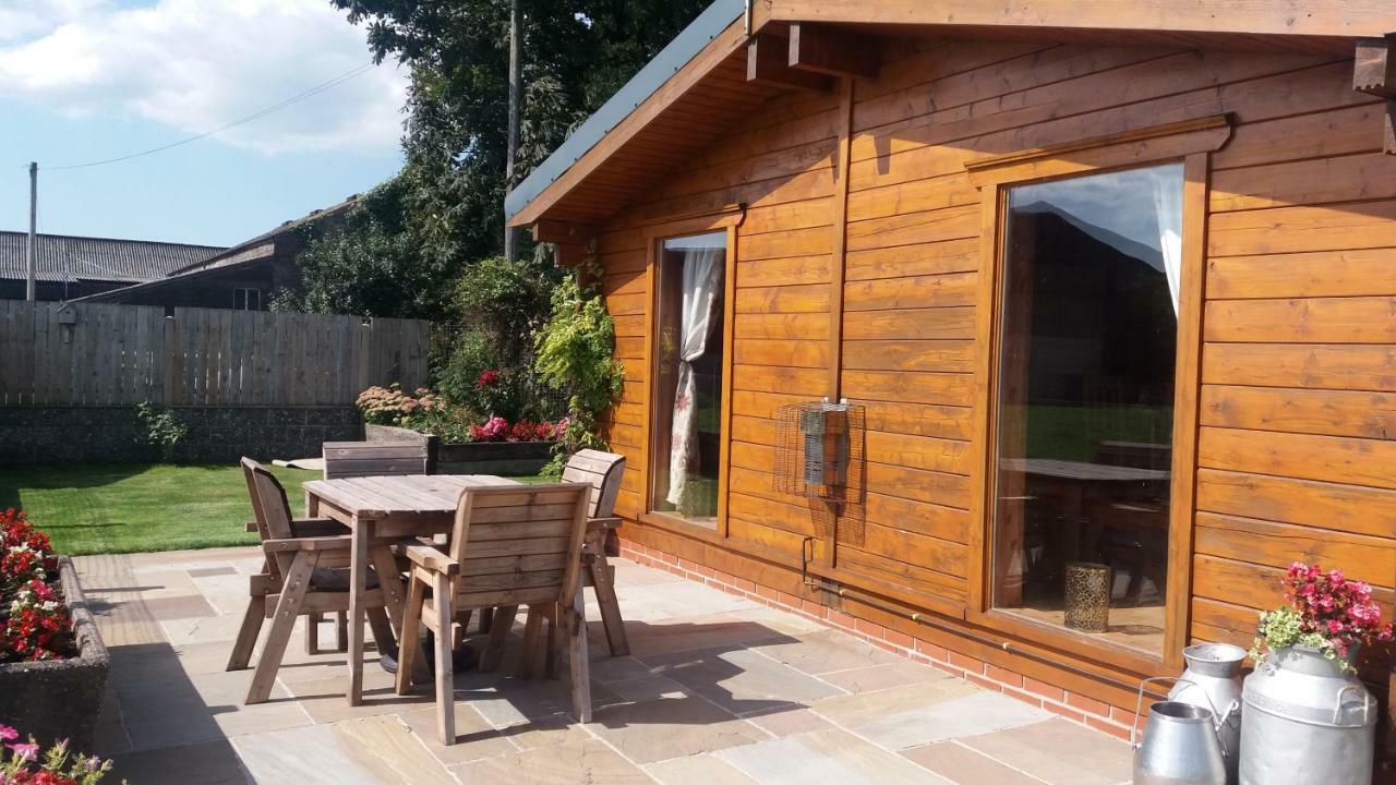 Chestnut Lodge Pilling Экстерьер фото